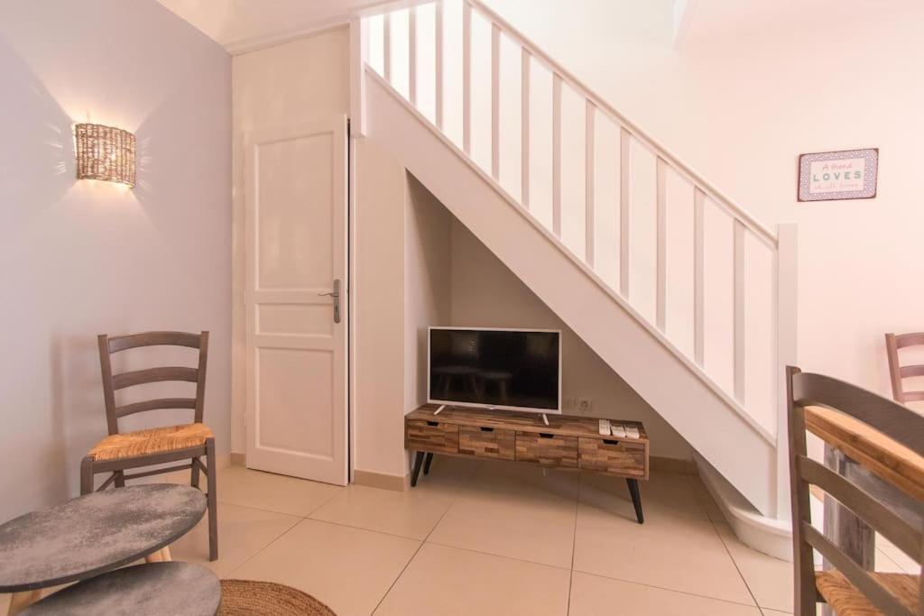 Jolie Maison De Pecheur - La Pointe Courte Sète Extérieur photo
